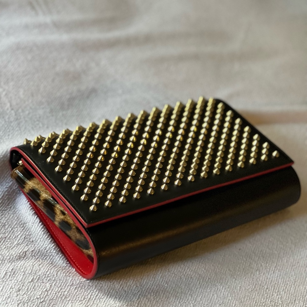 Christian LOUBOUTIN $600